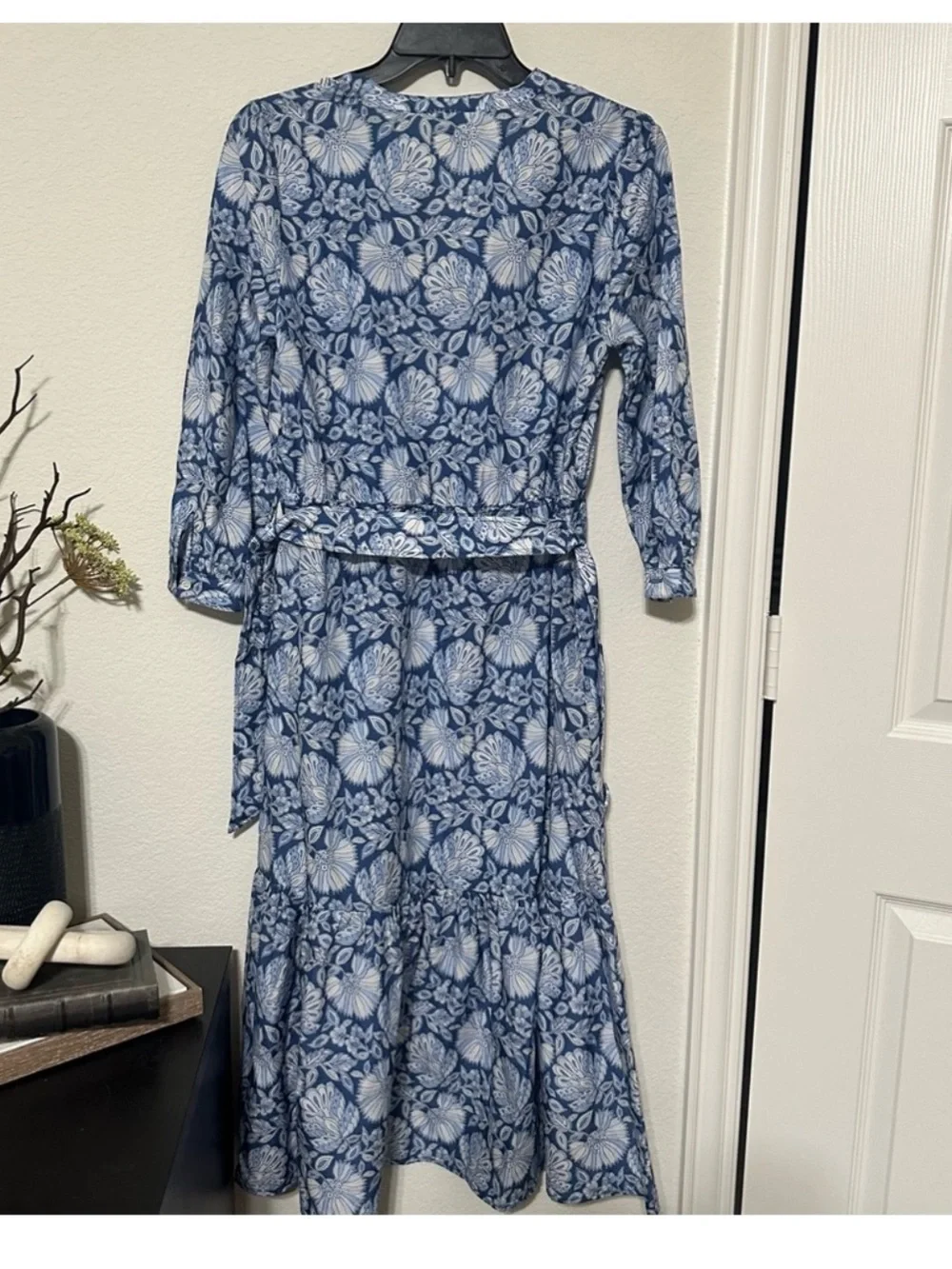 NWT J.McLaughlin Silk Cotton Floral Round Split V-Neck 3/4 Bishop Sleeve Dress - Picture 11 of 12